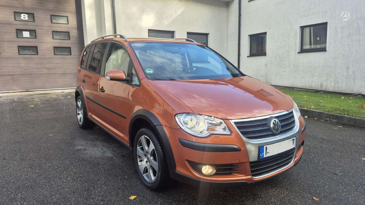 Volkswagen Touran 2007 — vehicle for AFU Ukraine