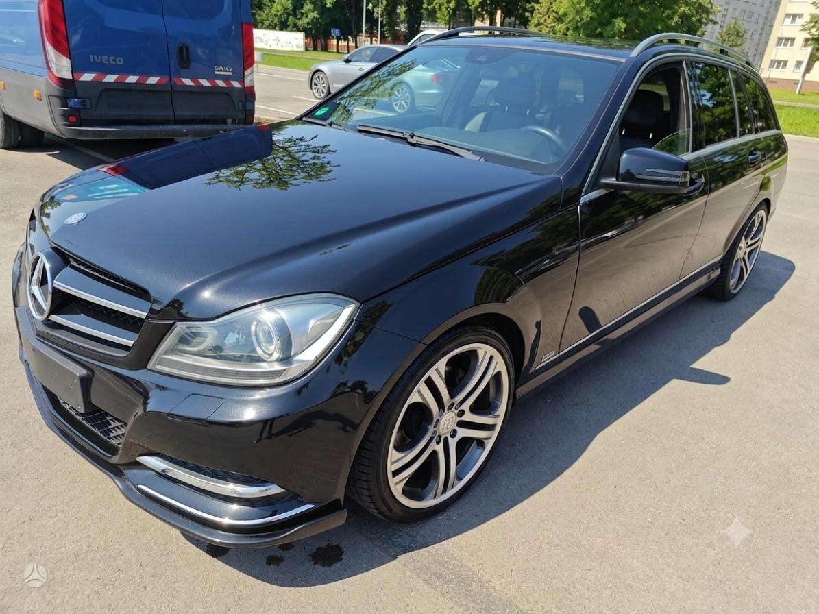 Mercedes-Benz C350 2014 — photo 6