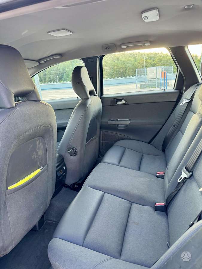 Volvo V50 2005 — photo 11