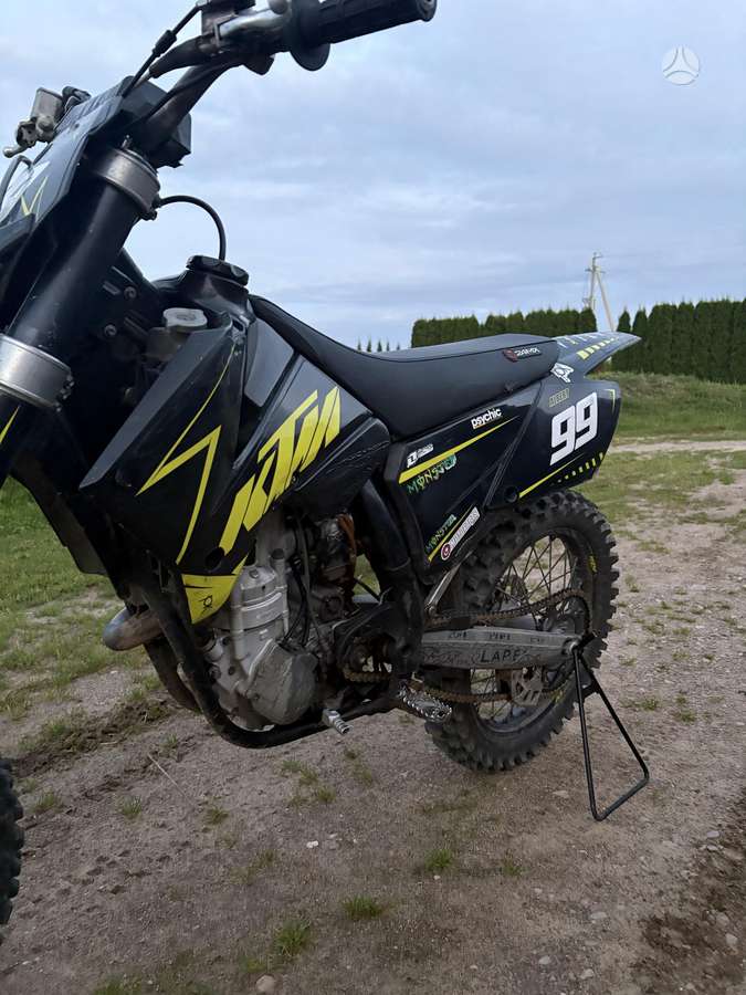 KTM SX 2006 — вигляд ззаду