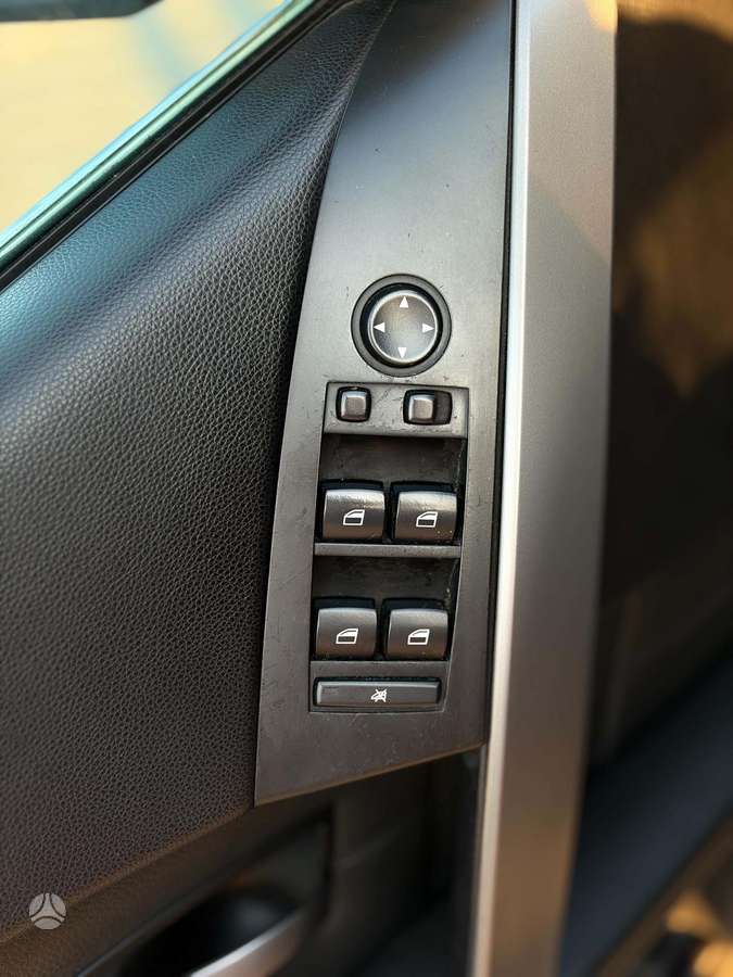 BMW 525 2004 — photo 14