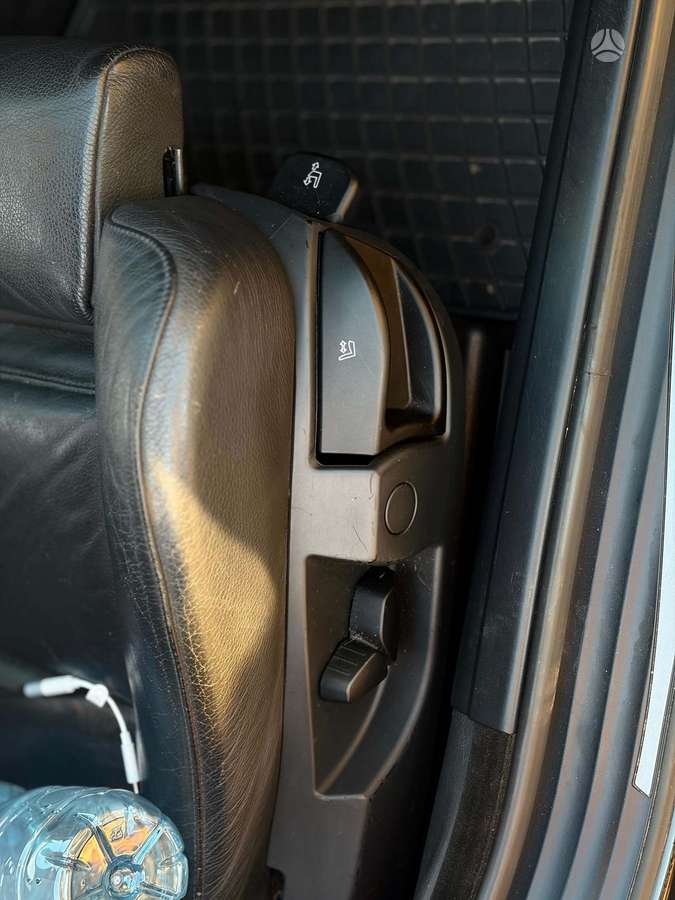 BMW 525 2004 — photo 18