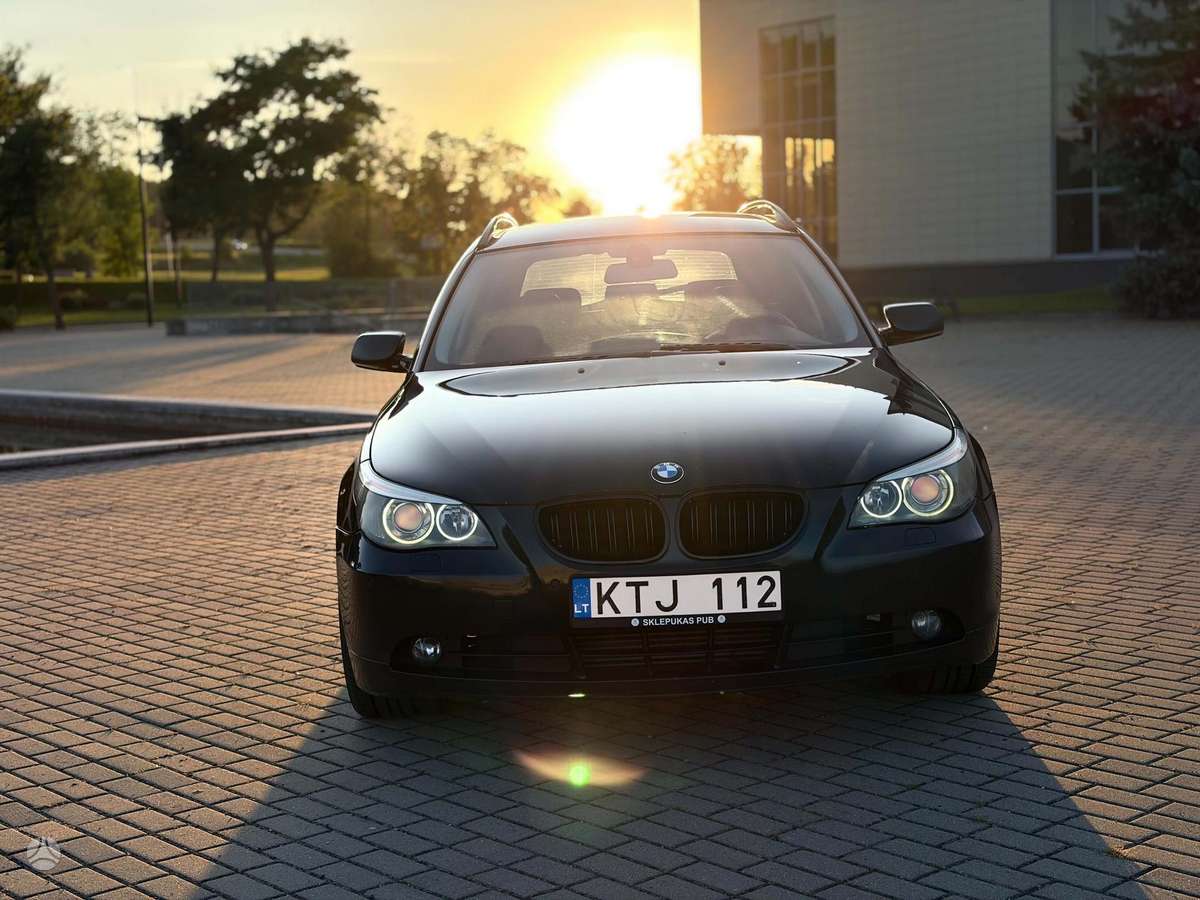 BMW 525 2004 — photo 20