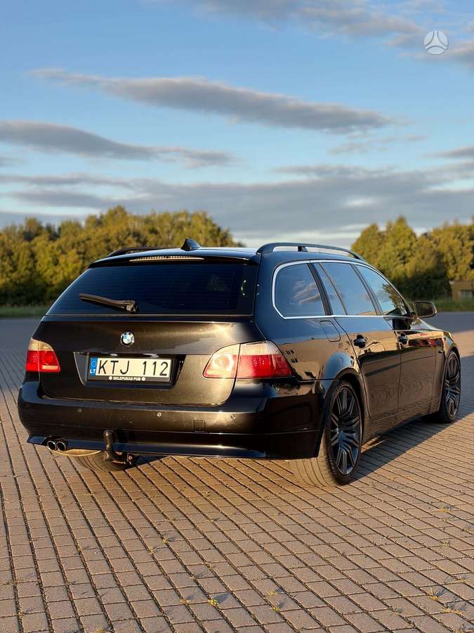 BMW 525 2004 — photo 5