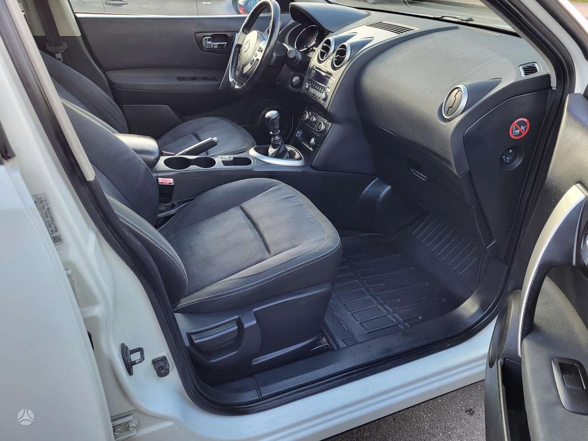 Nissan Qashqai 2010 — photo 13
