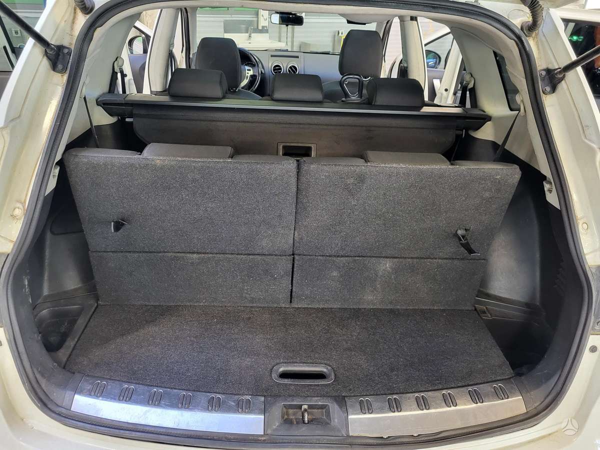 Nissan Qashqai 2010 — photo 21