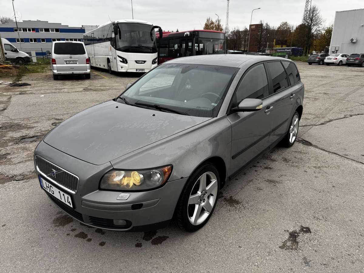 Volvo V50, 2006