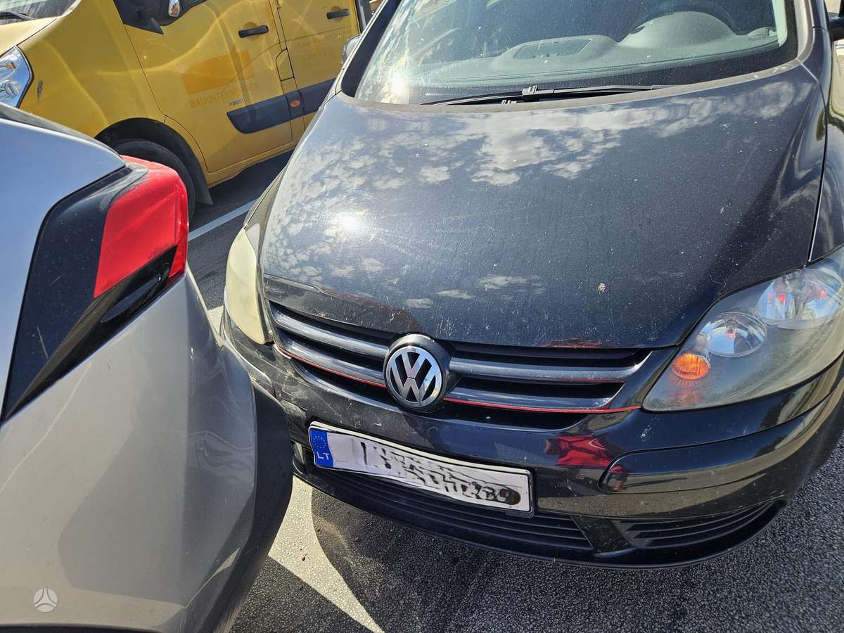 Volkswagen Golf 2007 — rear view