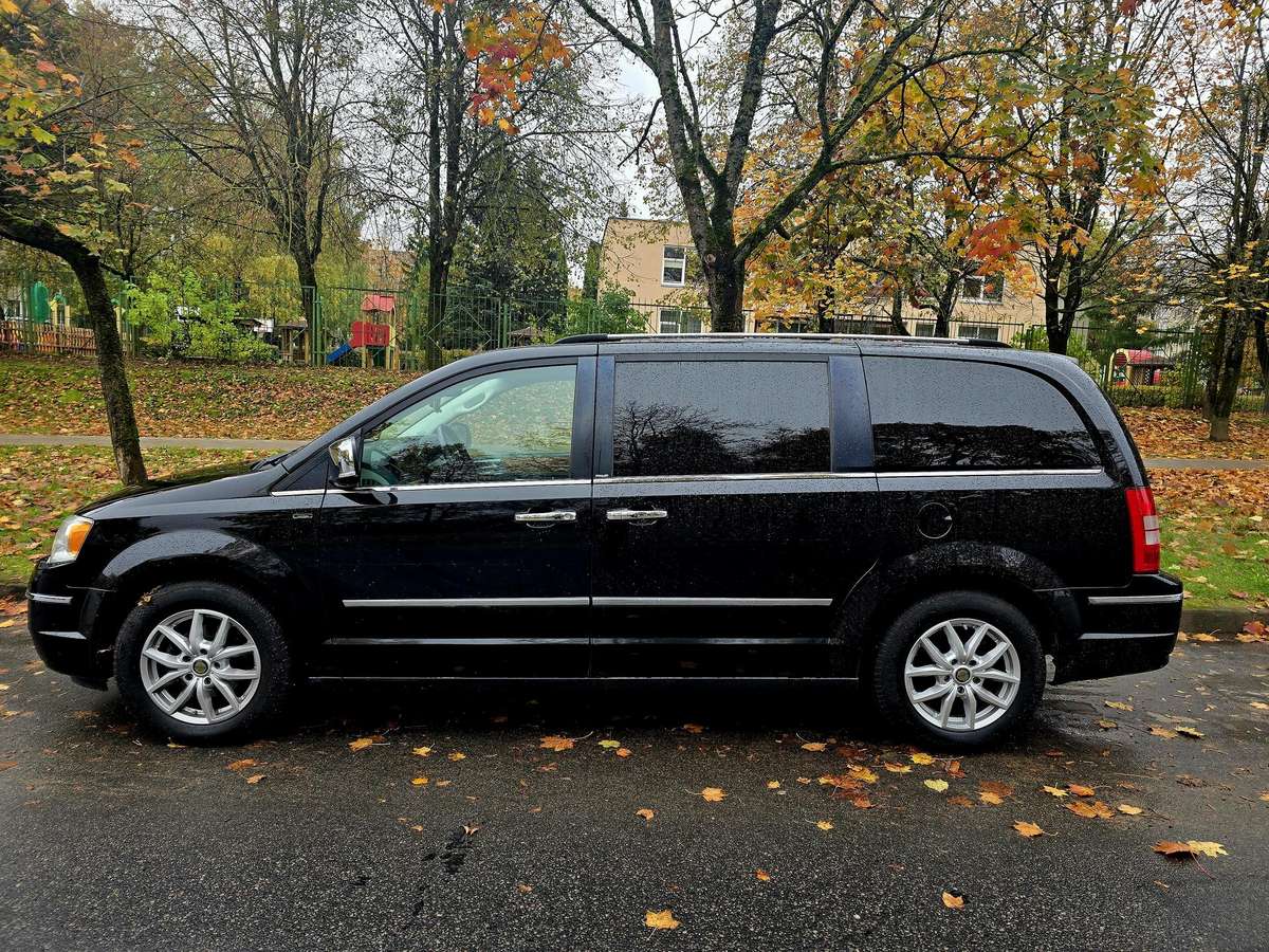 Chrysler Town 2011 — photo 14