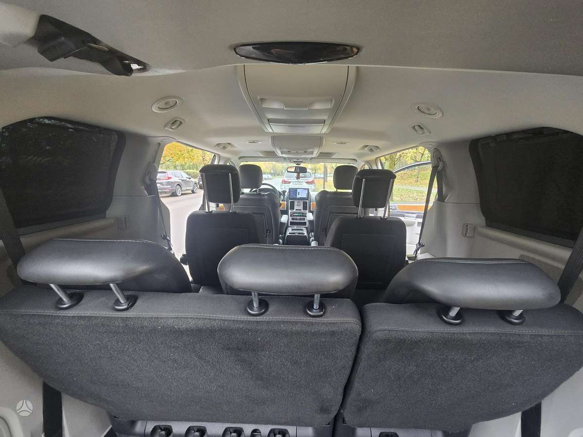 Chrysler Town 2011 — photo 49