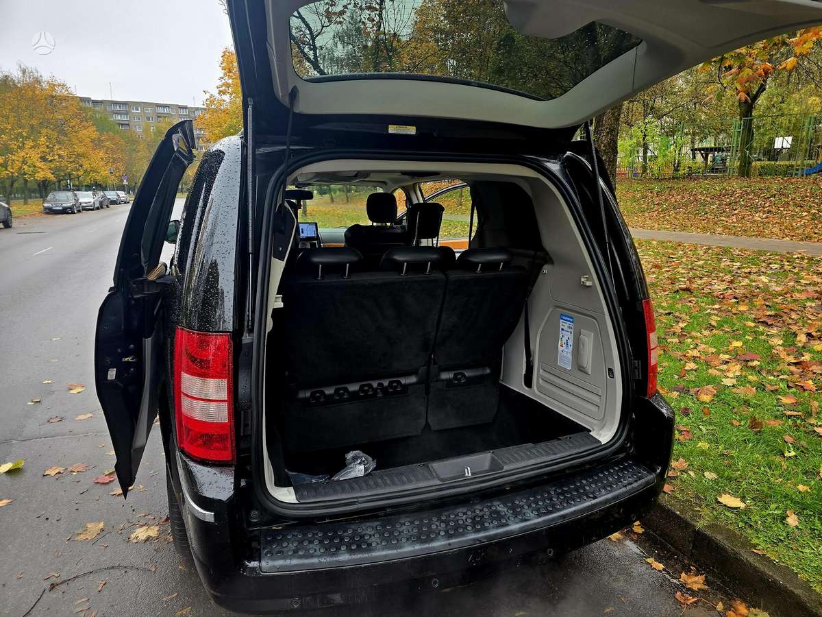 Chrysler Town 2011 — photo 55