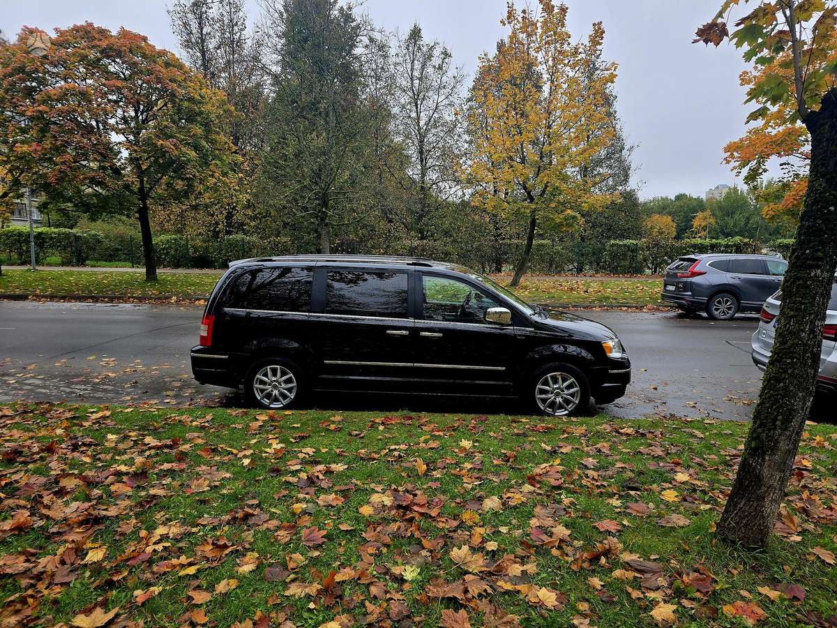 Chrysler Town 2011 — photo 6