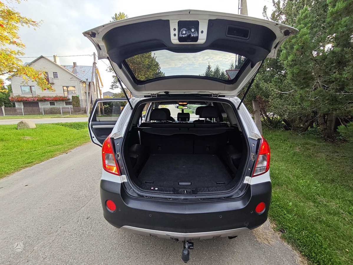 Opel Antara 2011 — photo 13