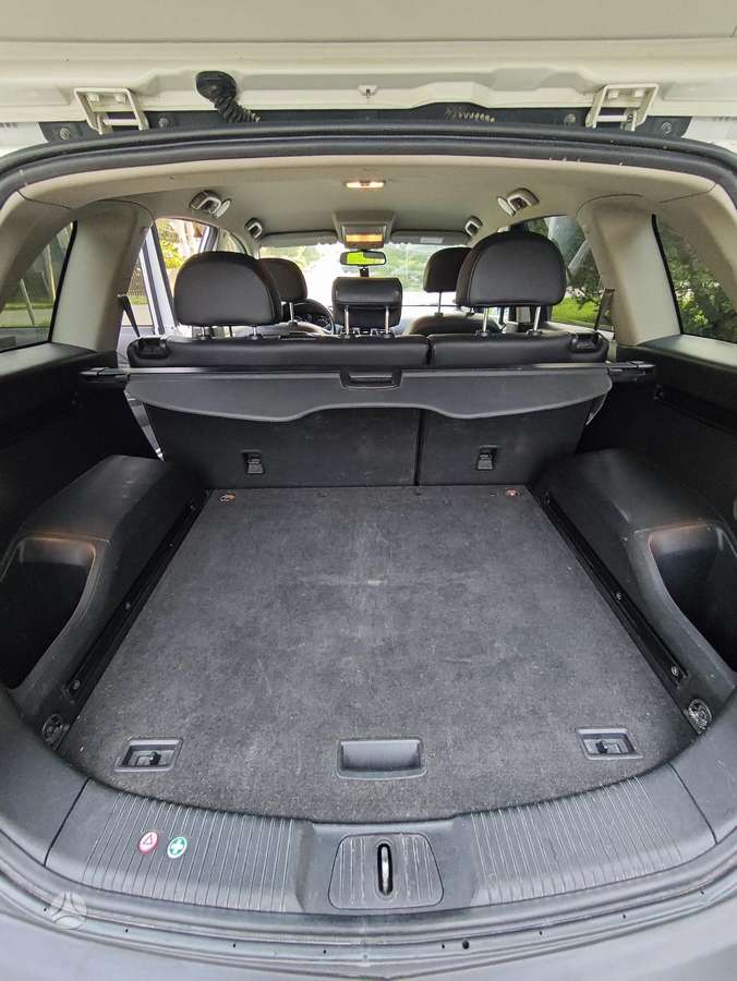 Opel Antara 2011 — photo 14