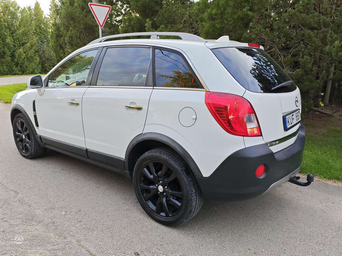Opel Antara 2011 — photo 6