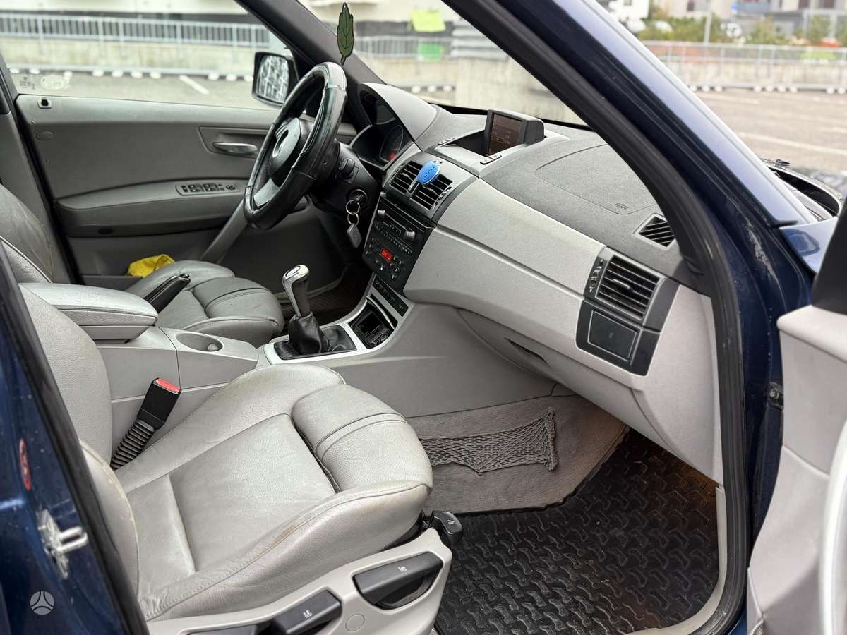 BMW X3 2005 — photo 10