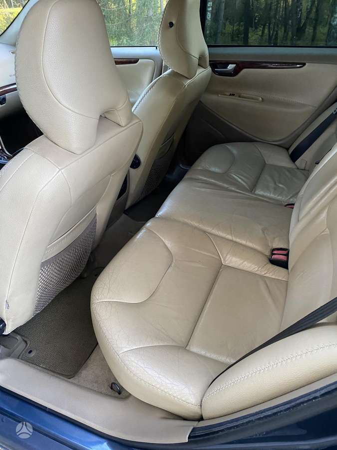 Volvo XC70 2005 — photo 6