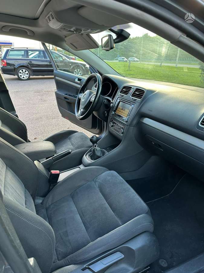 Volkswagen Golf 2009 — photo 15