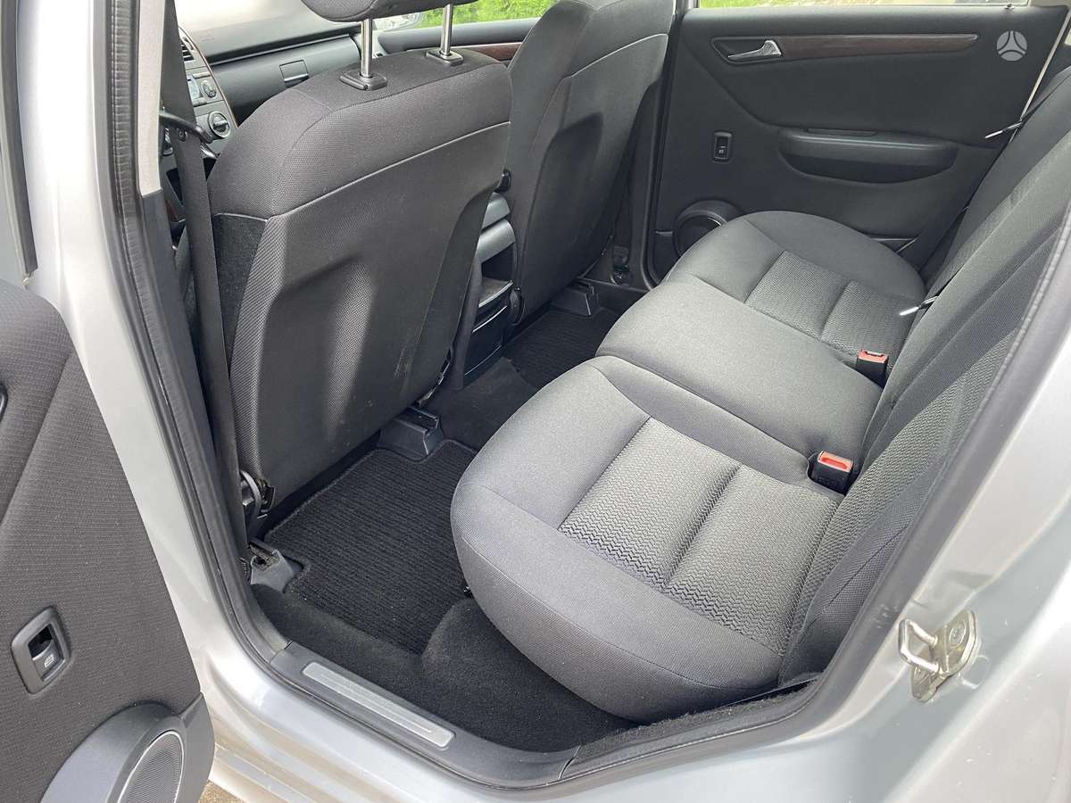 Mercedes-Benz A200 2005 — photo 12