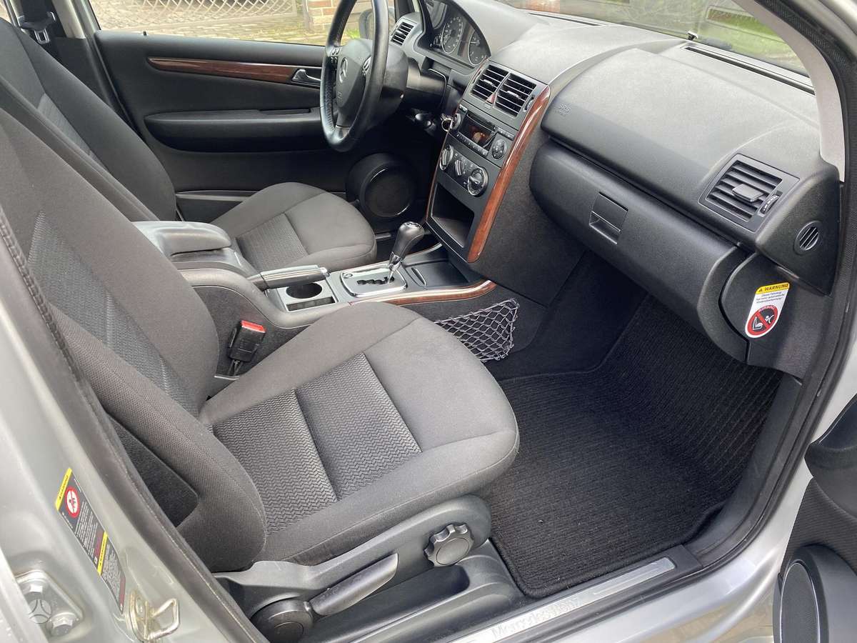 Mercedes-Benz A200 2005 — photo 8