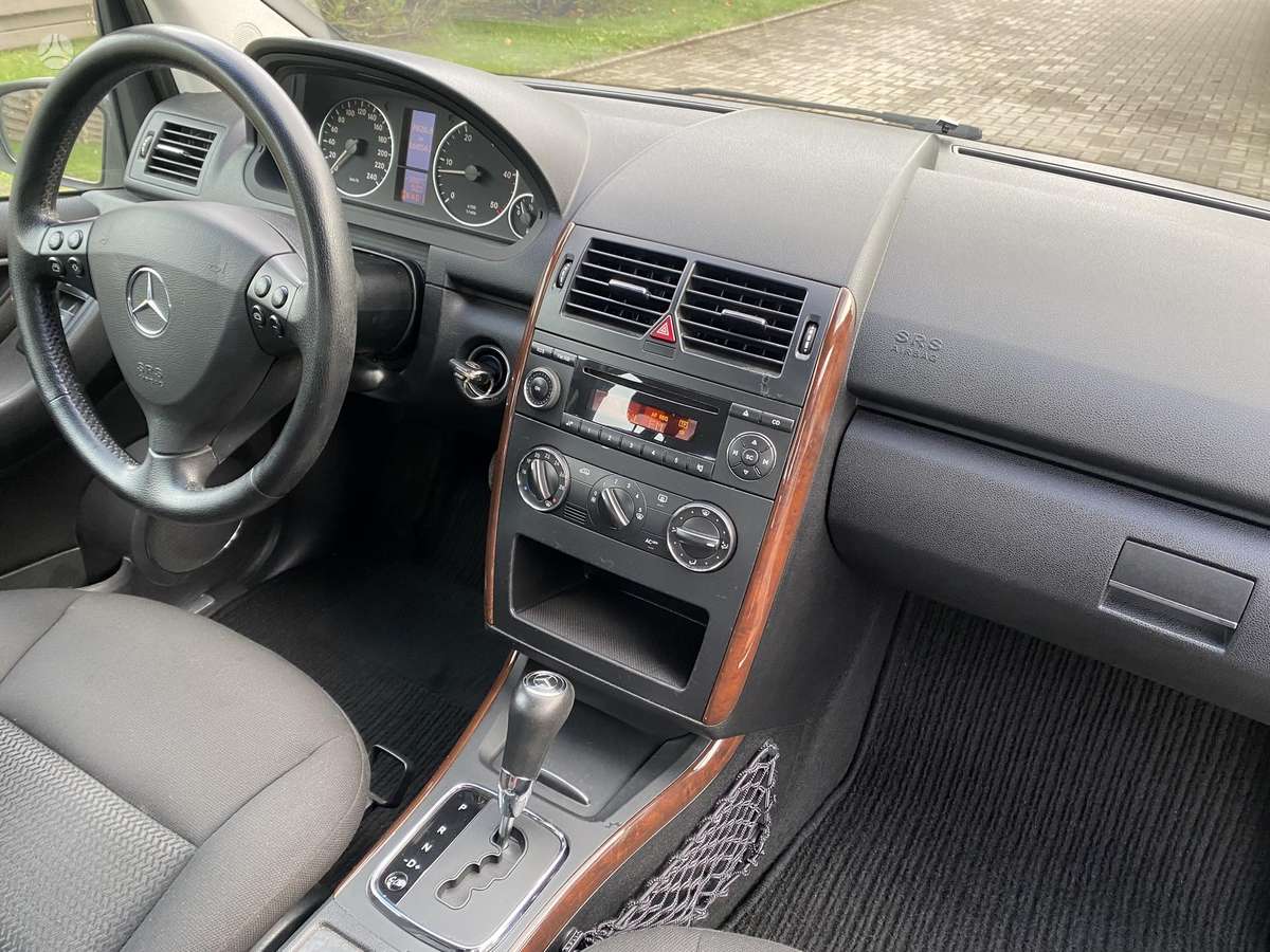 Mercedes-Benz A200 2005 — photo 9