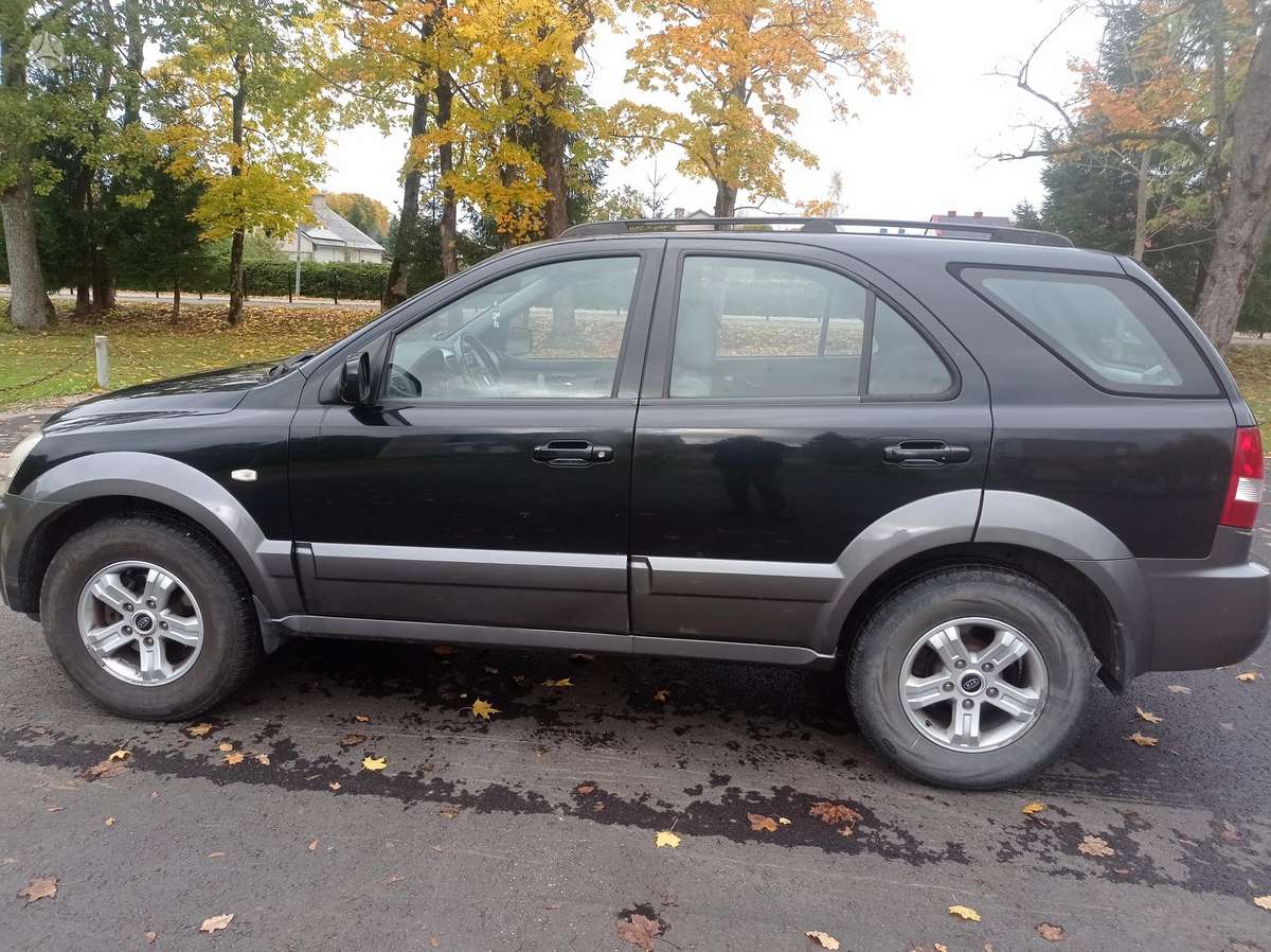 Kia Sorento 2005 — photo 8