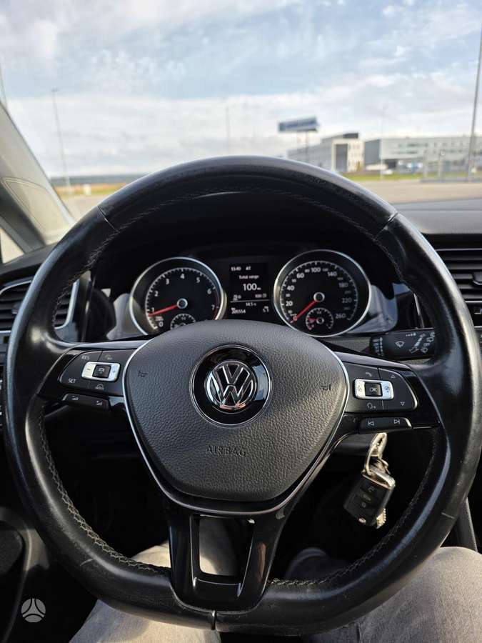 Volkswagen Golf 2015 — photo 13