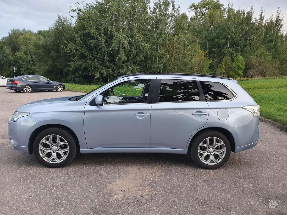 Mitsubishi Outlander 2013 — photo 7
