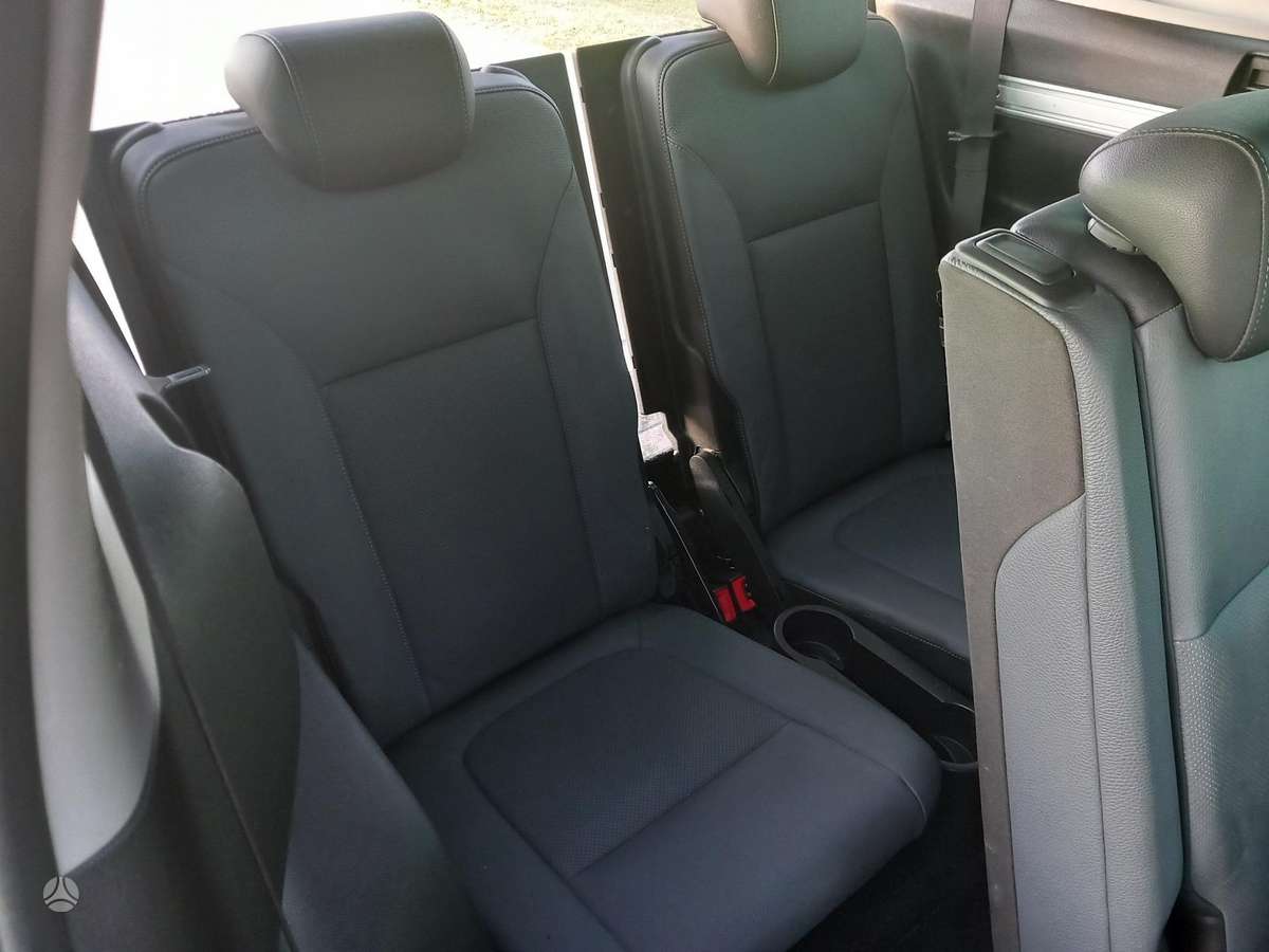 Opel Zafira 2013 — photo 13