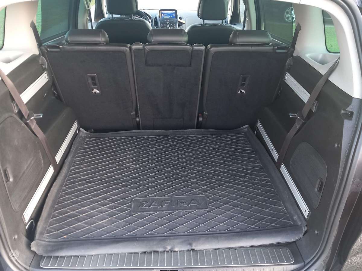 Opel Zafira 2013 — photo 14