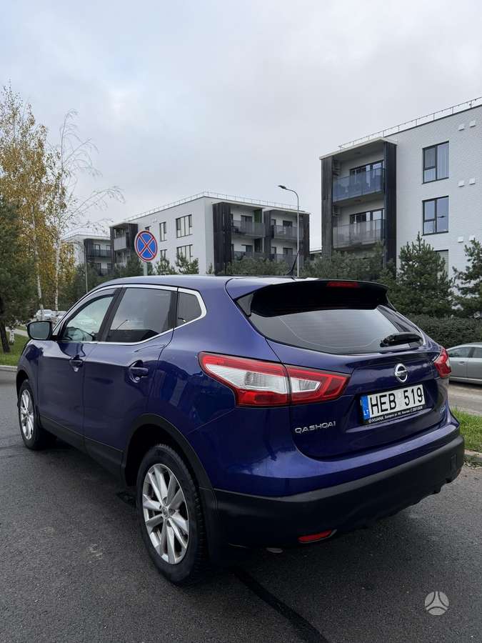 Nissan Qashqai 2014 — engine 1598 cm³, 131 HP (96kW)