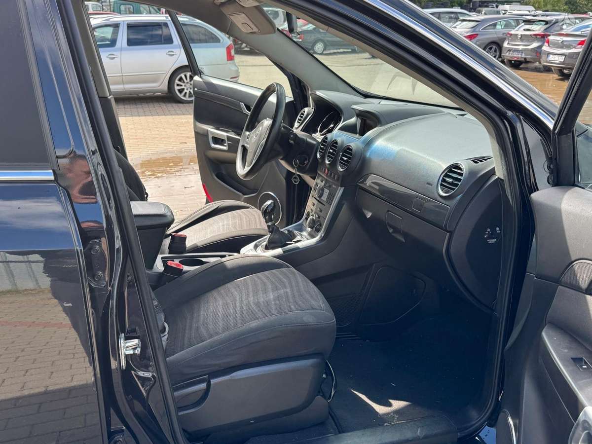 Opel Antara 2012 — photo 12