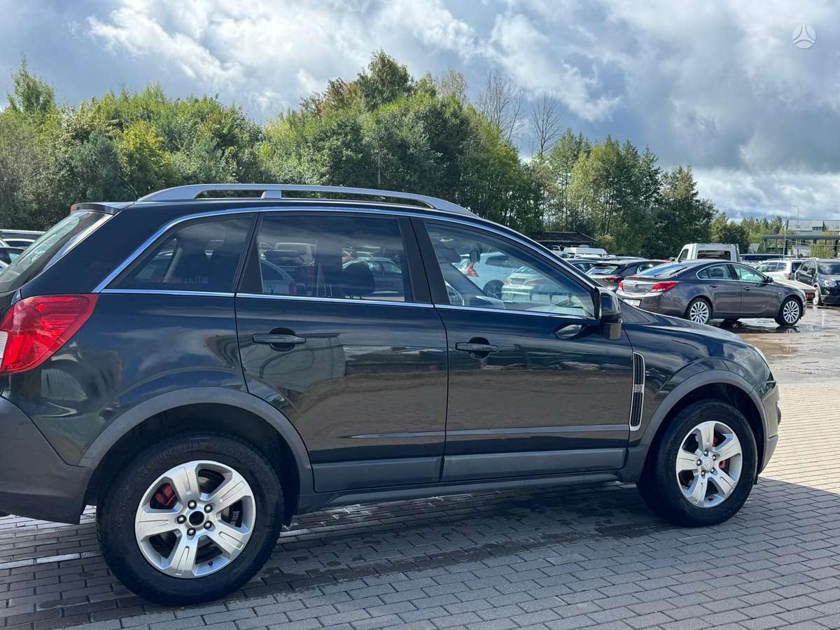 Opel Antara 2012 — photo 9