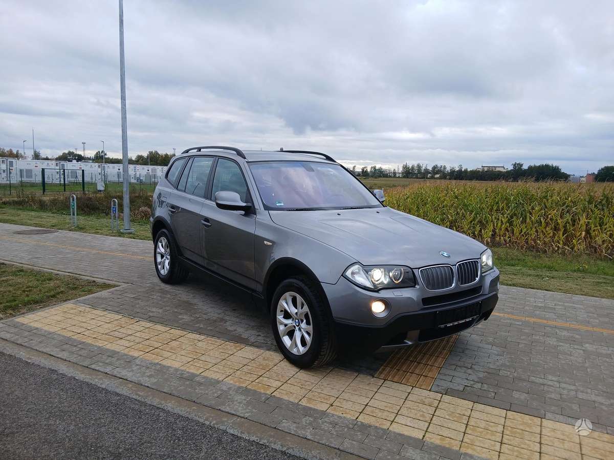 BMW X3 2010 — фото 17