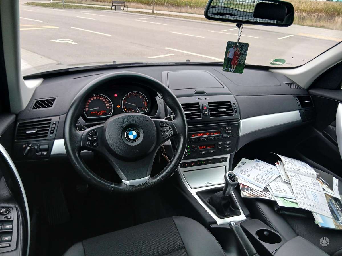 BMW X3 2010 — фото 26