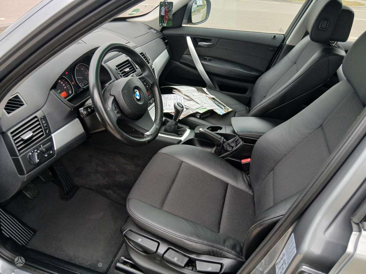 BMW X3 2010 — фото 28