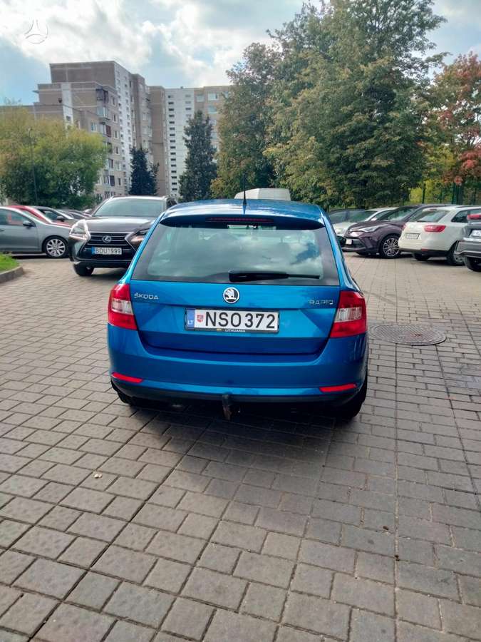Skoda Rapid 2014 — rear view