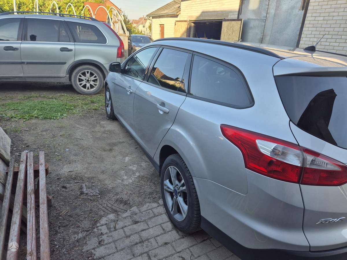 Ford Focus 2013 — photo 6