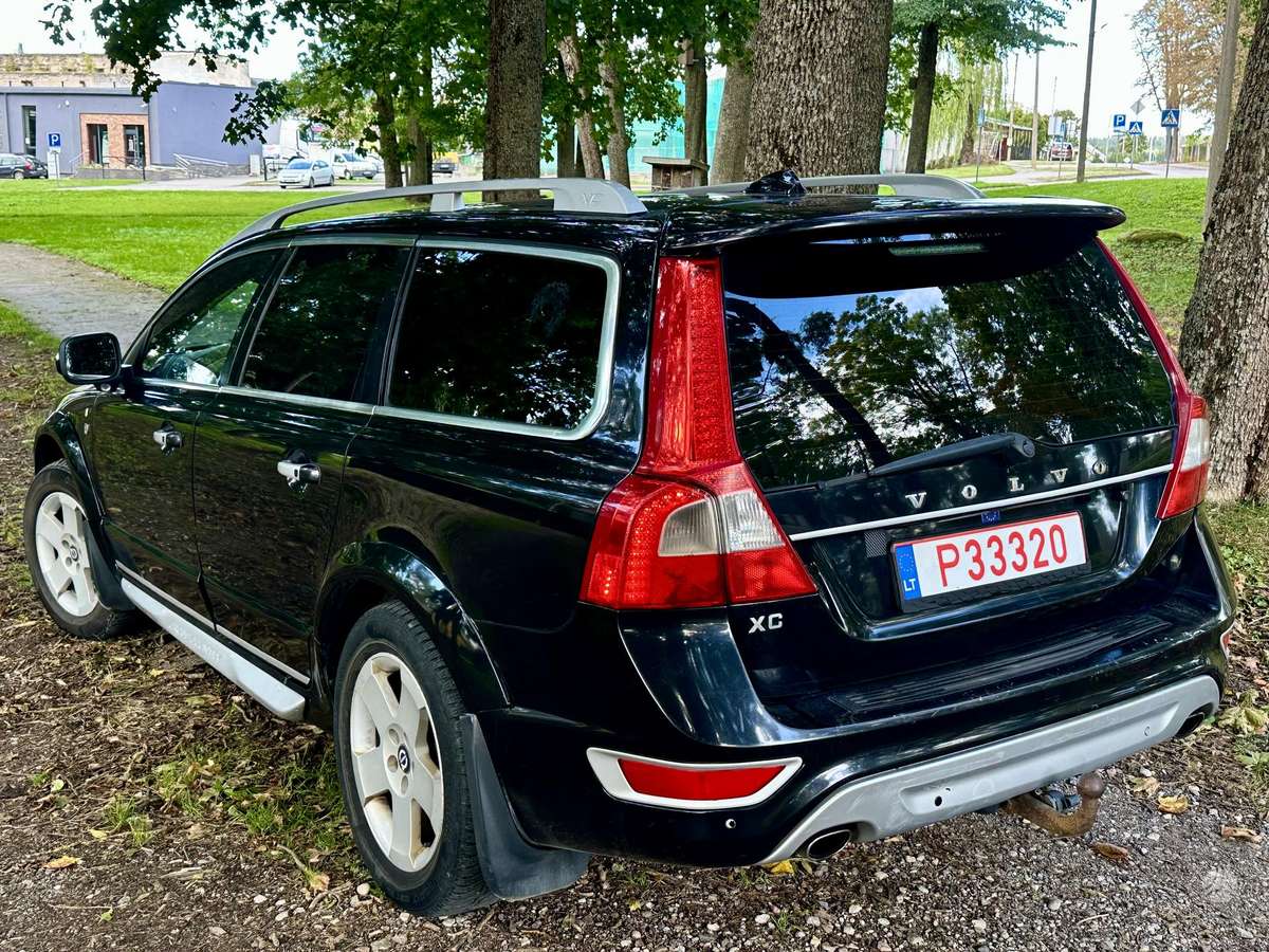 Volvo XC70 2008 — двигун 2400 cm³, 185 HP (136kW)