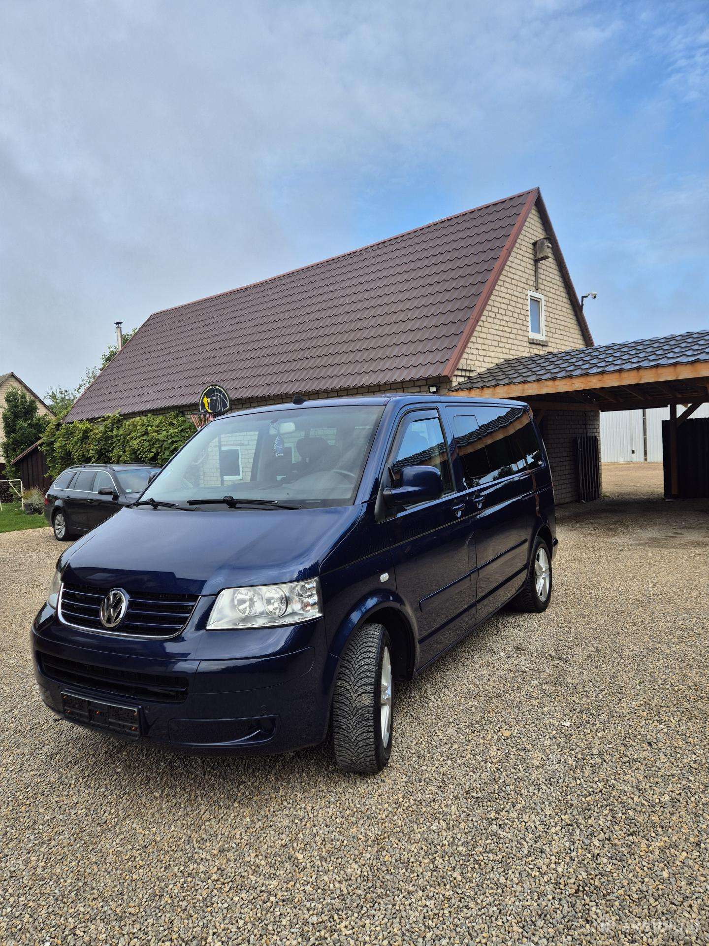 Volkswagen Multivan 2004 — vehicle for AFU Ukraine