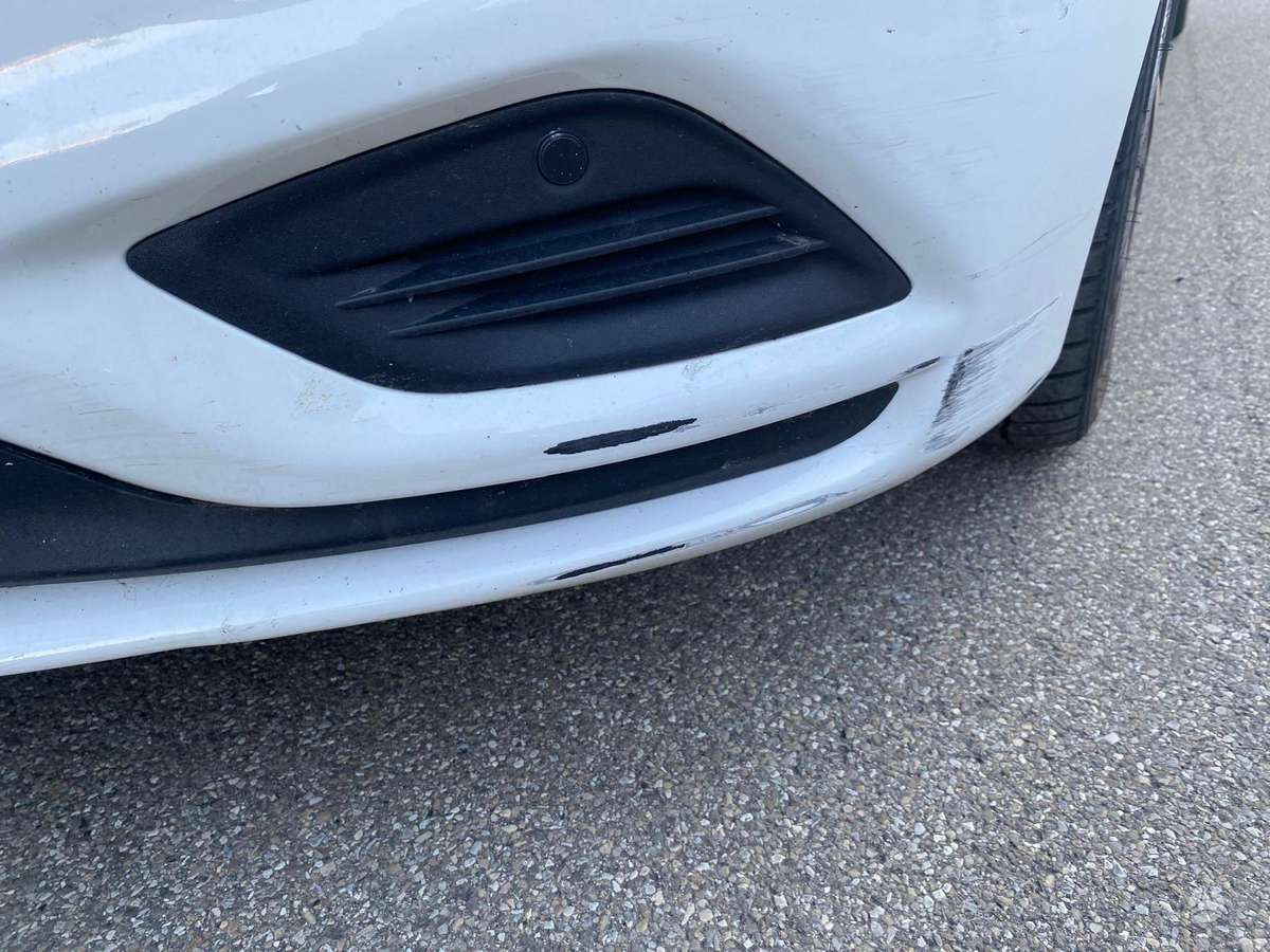 Volvo V60 2012 — photo 24