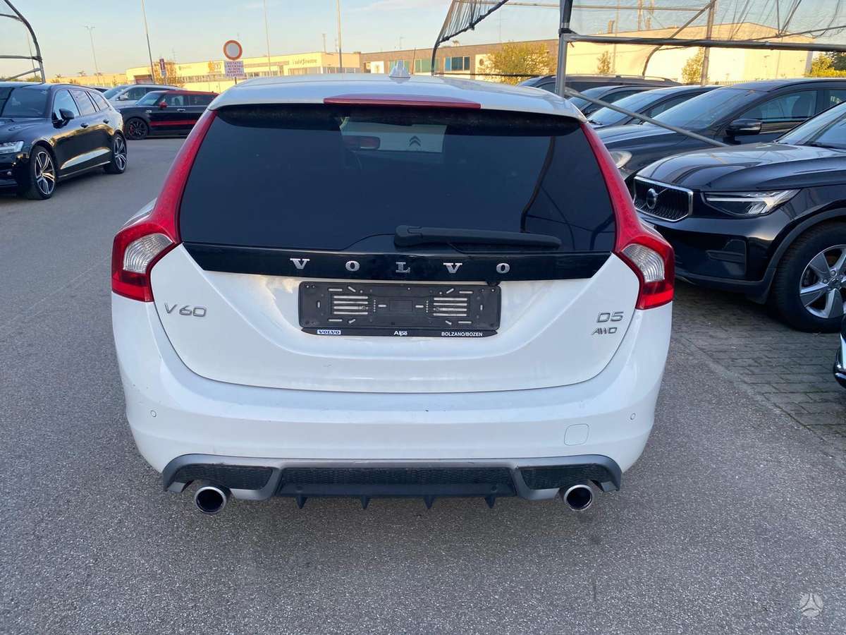Volvo V60 2012 — photo 7