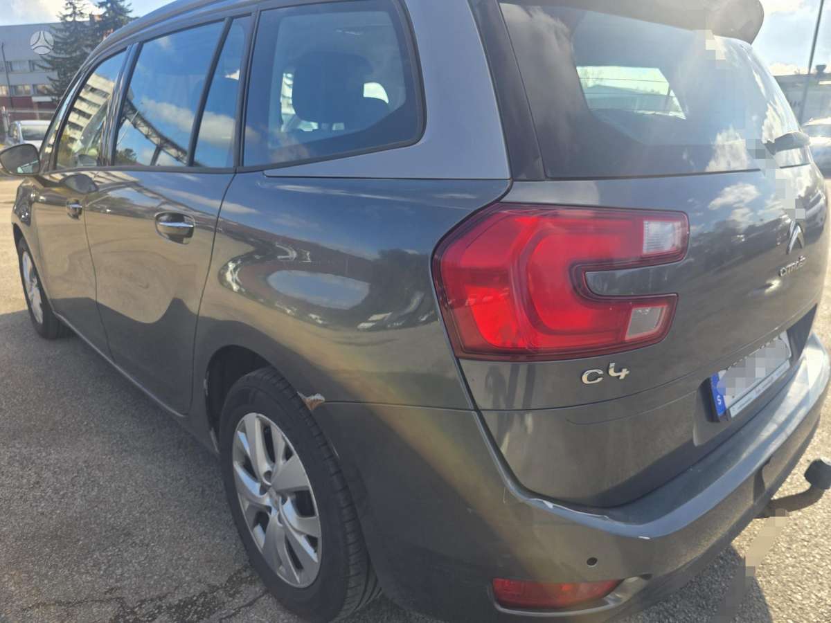 Citroen Grand 2014 — салон
