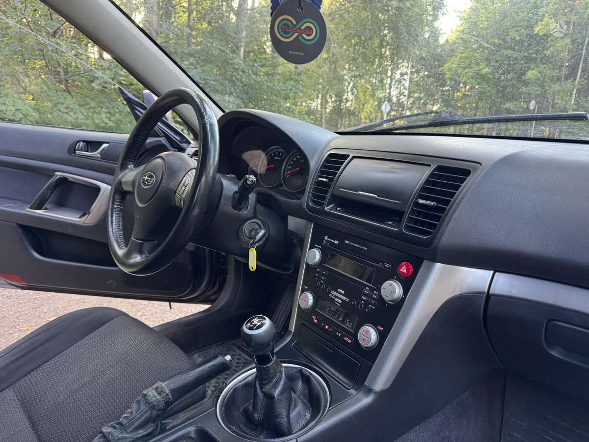 Subaru Outback 2009 — photo 10