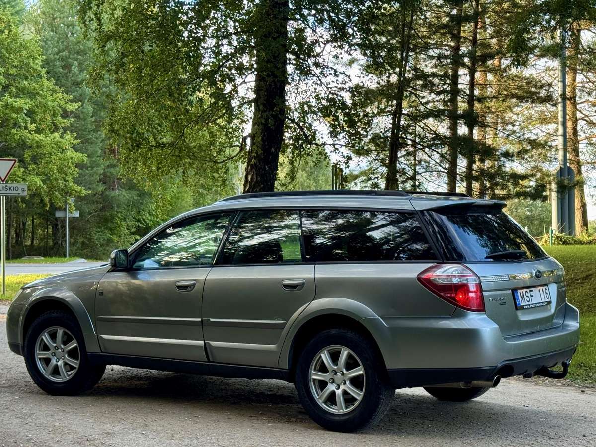 Subaru Outback 2009 — photo 5