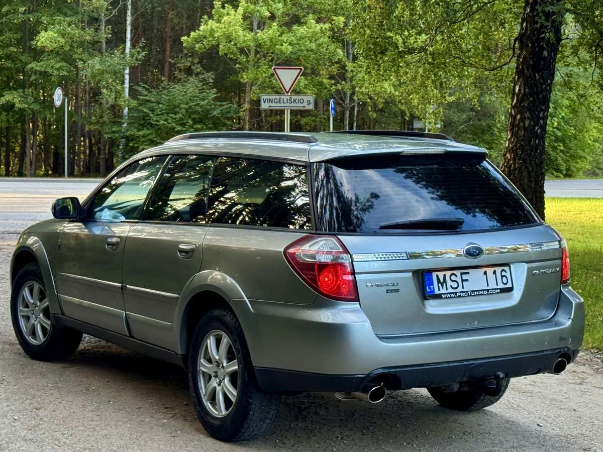 Subaru Outback 2009 — photo 7