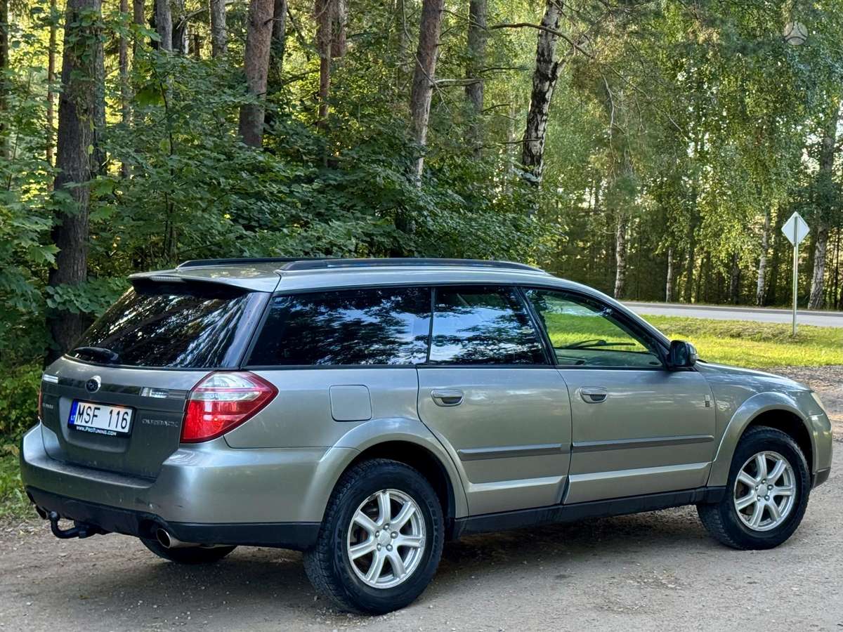 Subaru Outback 2009 — photo 9