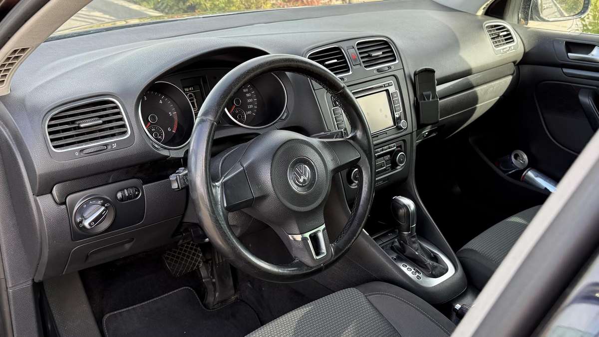 Volkswagen Golf 2012 — photo 13