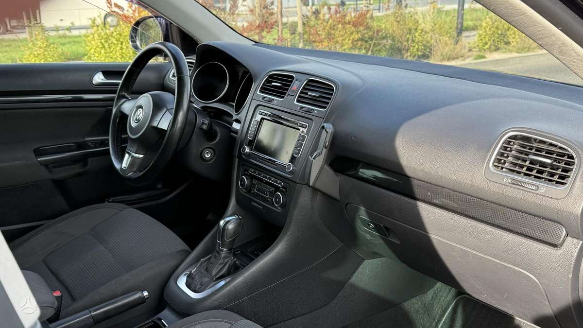 Volkswagen Golf 2012 — photo 14