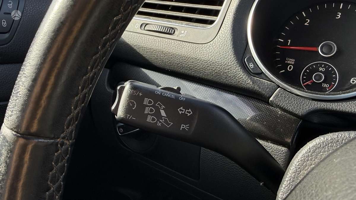 Volkswagen Golf 2012 — photo 22